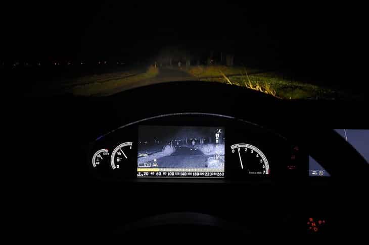 Top Gadgets to Use When Driving at Night 4